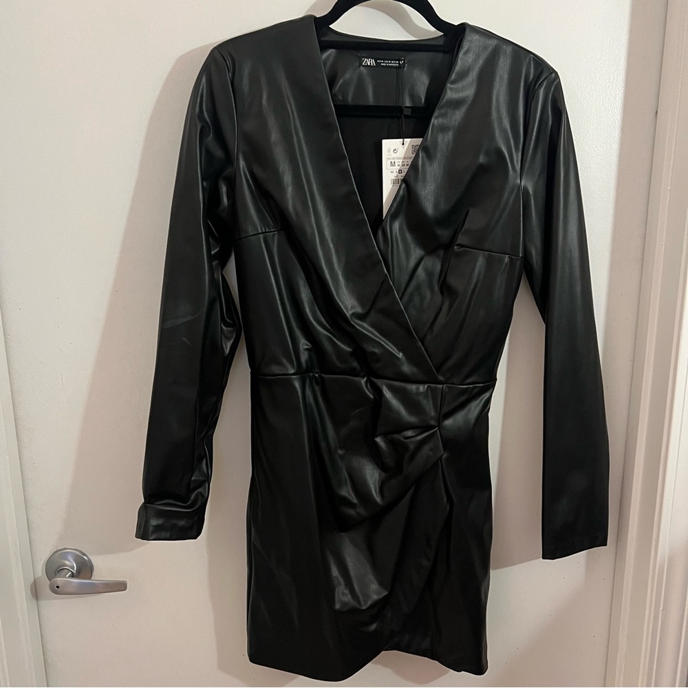 ZARA: Black faux leather long sleeved ruched dress M NWT